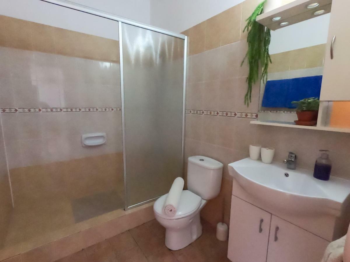 Ron'S Pergola Apartment Paphos Ngoại thất bức ảnh